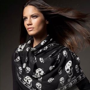 Alexander McQueen Skull Scarf